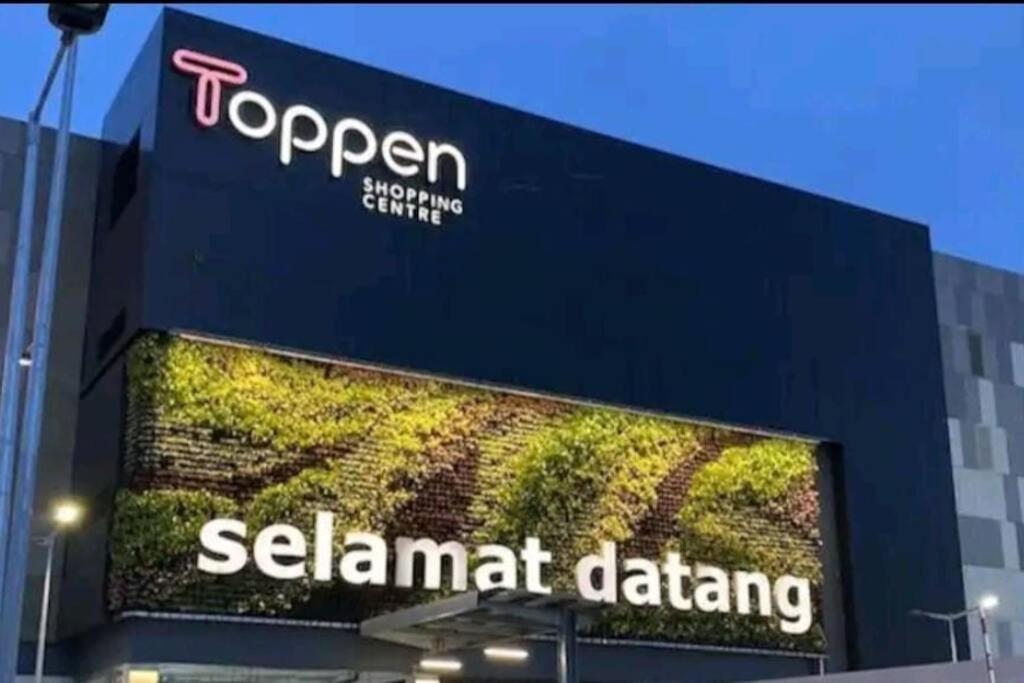 Mount Austin Palazio 2b 1-4pax/ikea/toppen *