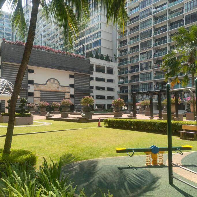 Apartment Mount Austin Palazio 2b 1-4pax/ikea/toppen *